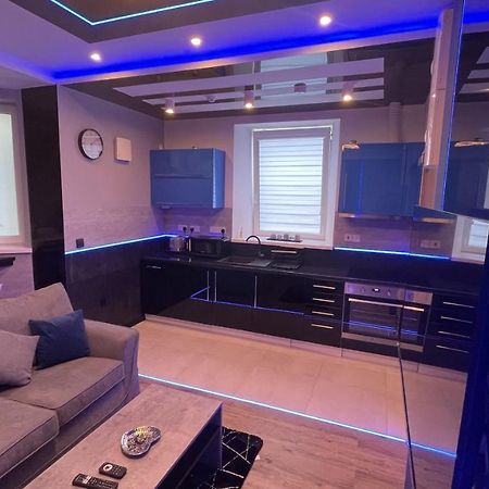 #1 Tgha Luxury Studio Apartment In Athlone Dış mekan fotoğraf