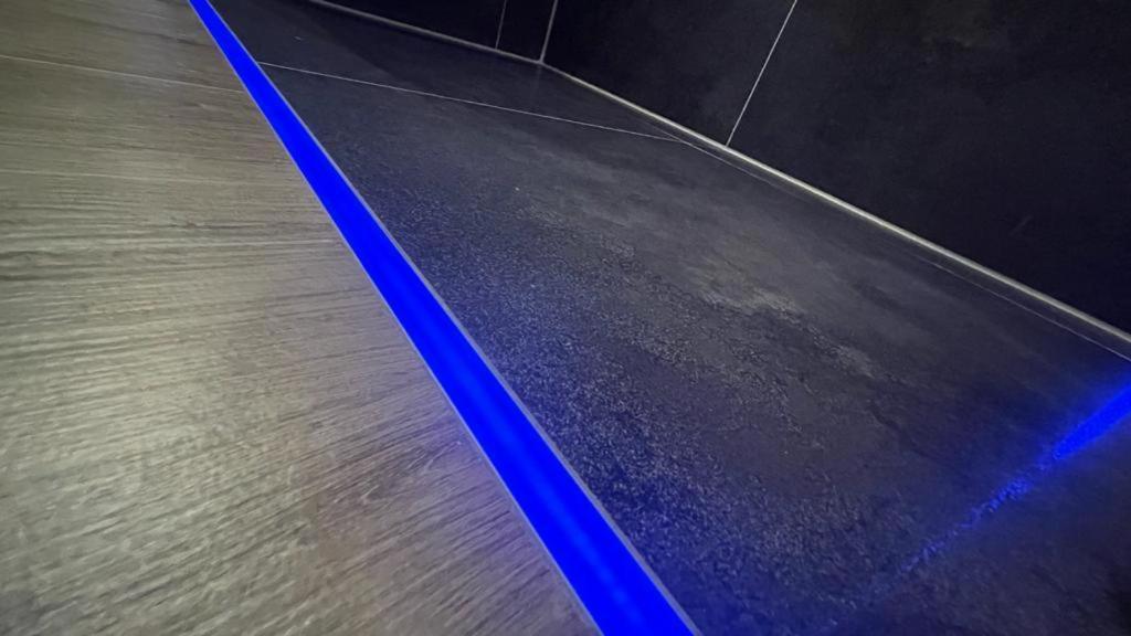 #1 Tgha Luxury Studio Apartment In Athlone Dış mekan fotoğraf