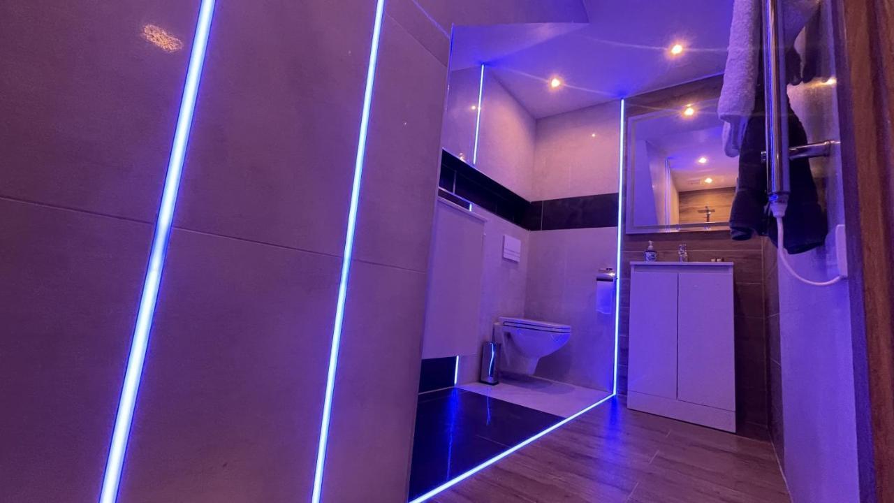 #1 Tgha Luxury Studio Apartment In Athlone Dış mekan fotoğraf