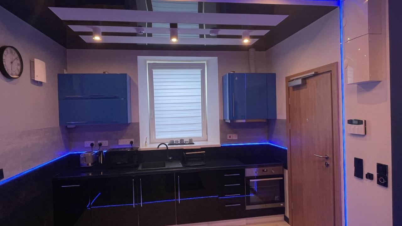 #1 Tgha Luxury Studio Apartment In Athlone Dış mekan fotoğraf