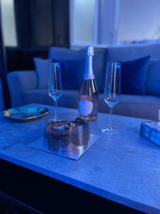 #1 Tgha Luxury Studio Apartment In Athlone Dış mekan fotoğraf